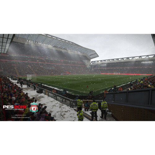 Pro Evolution Soccer 2019 (PS4) 1