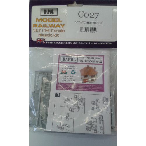 OO Building plastic kit Detached House - Dapol Kitmaster C027 2