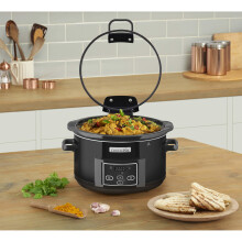 Crock-Pot Lift & Serve Digital Slow Cooker 4.7 L with Hinged Lid, CSC052, Programmable Countdown Timer, 3 Heat Settings, Dishwasher Safe Bowl