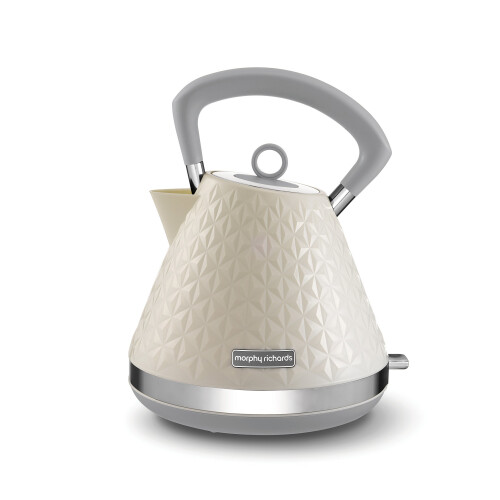 Morphy Richards Morphy Richards Vector Pyramid Kettle 108132 Traditional Kettle Cream