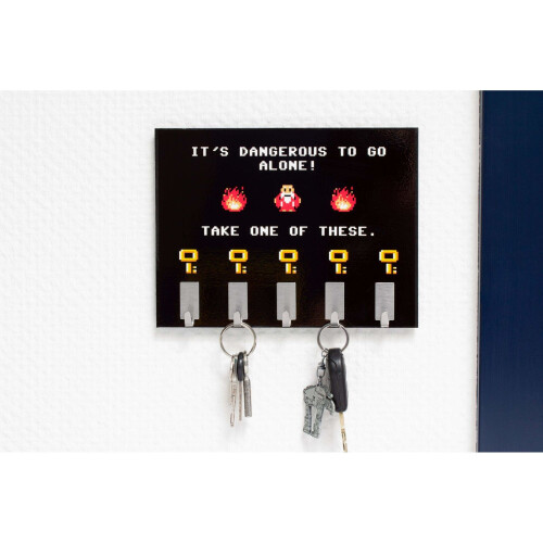 getDigital Dangerous to go alone Key Rack 1
