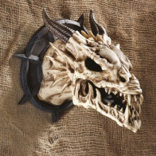 Design Toscano Horned Dragon Skull Trophy Gothic Decor Wall Sculpture, 25 cm, Polyresin, Faux Bone