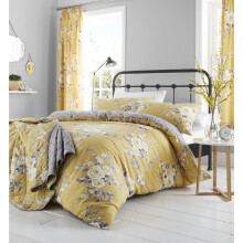 Catherine Lansfield Canterbury Easy Care Super King Duvet Set Ochre
