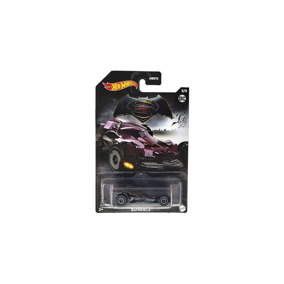 Hot Wheels DC Comic Batman Die-cast Spring BATMOBILE Car 1:64 Scale