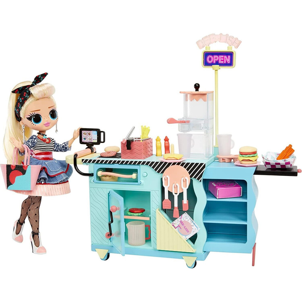 LOL Surprise OMG To-Go Diner Playset