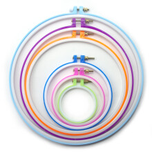 HAND A Set of 6 Sizes Circular Plastic Embroidery Hoops - Sizes: 6, 11, 14, 17, 20 and 22 cm Diameter