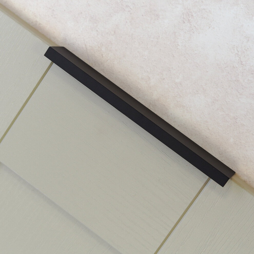 - 190mm Matt Black Pull Cabinet Handle - Image 2