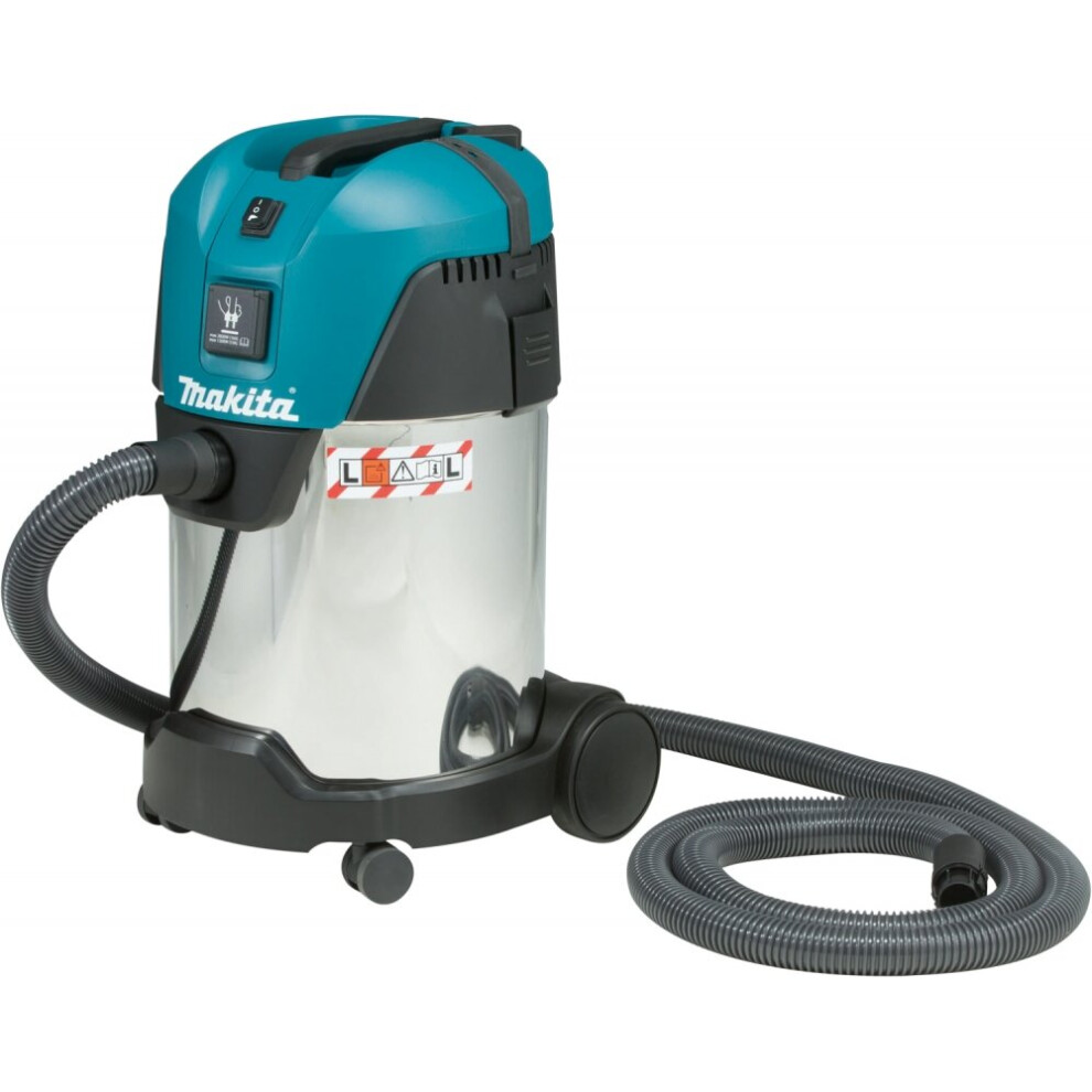 Makita VC3011L 110V 20L Wet and Dry L Class Dust Extractor/Vacuum Cleaner