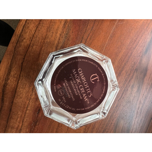 Charlotte Tilbury Charlotte Tilbury Charlotte's Magic Cream 150ml 1