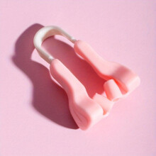1pc Nose Shaper For Wide Noses Soft Silicone Nose Straightener Corrector Shrinker Beauty Nose Clip For Women Men