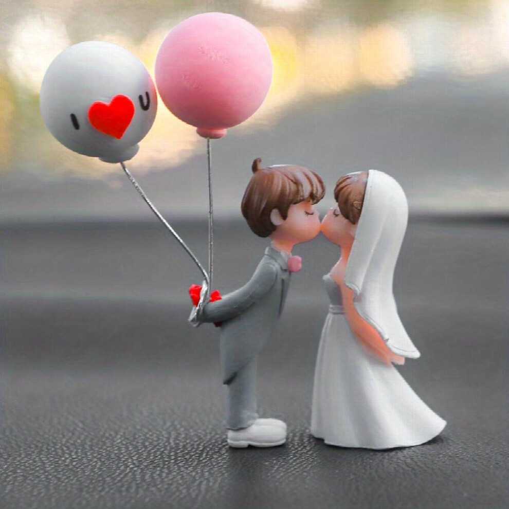 Car Couple Ornaments Kiss Couple Car Interior Decoration Car Dashboard Decoration Ornaments Home Office Car Decoration Accessories 885677463422