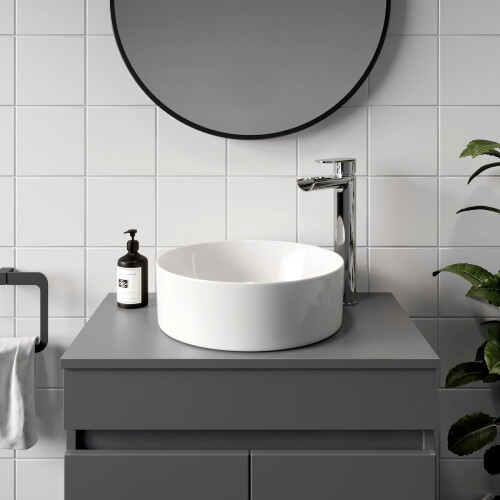 White Ceramic Round Countertop Bathroom Sink Basin - 352 x 352mm 1