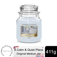 Yankee Candle Medium Jar Scented Candle In a Calm and Quiet Place