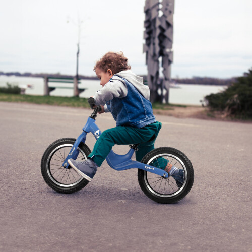 14" Magnesium Alloy Frame Kids Balance Bike with Air Tires 2