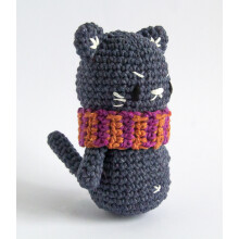 Hoooked Amigurumi DIY Kit W/Eco Barbante Yarn-Cat Lucky PAK341