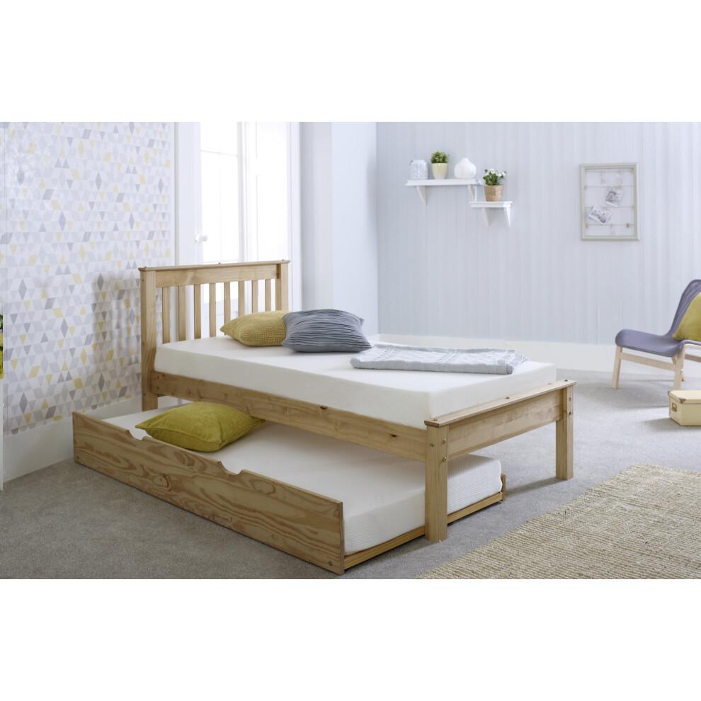 (Small Double) Wooden Chester Bed