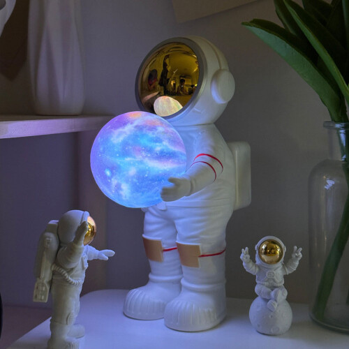 Enceinte Bluetooth Astronaut Embracing Starry Sky Cadeau créatif 2
