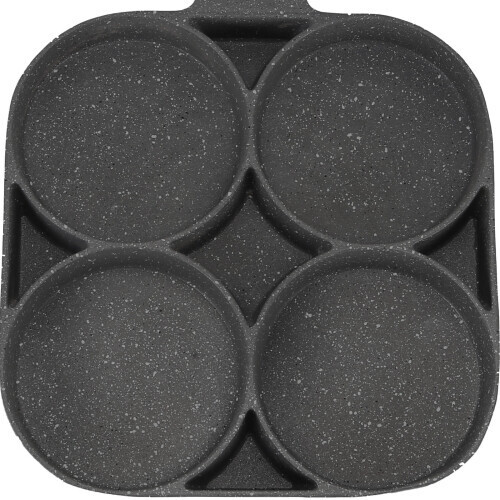 4 Hole Omelet Pan Wooden Handle Frying Pan Egg Cookers 1