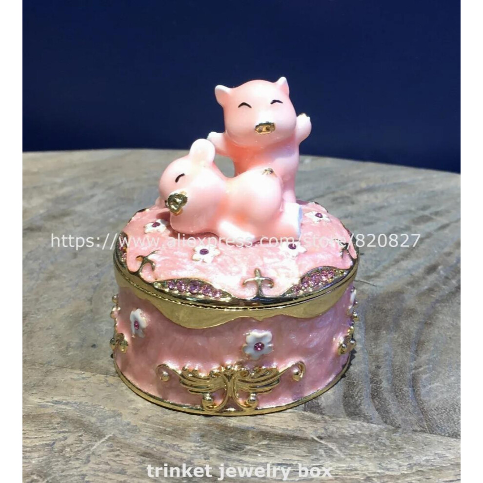 Collectables Standing Pig Family Trinket Box Unique Pig Playing Trinket Box Metal Pigs-image-OPC-PCSJPB5-NEW