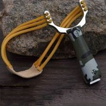 Professional Slingshots With Camo Handle Outdoor Shooting Slingshot With 1pc Random Rubber Band For And Shooting Practice