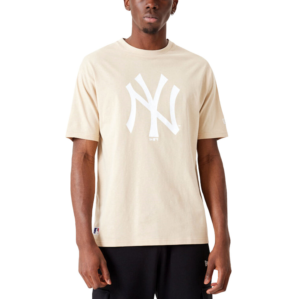 (M, Light Beige) New Era New York Yankees League Essentials Oversized T-Shirt Top - Light Beige