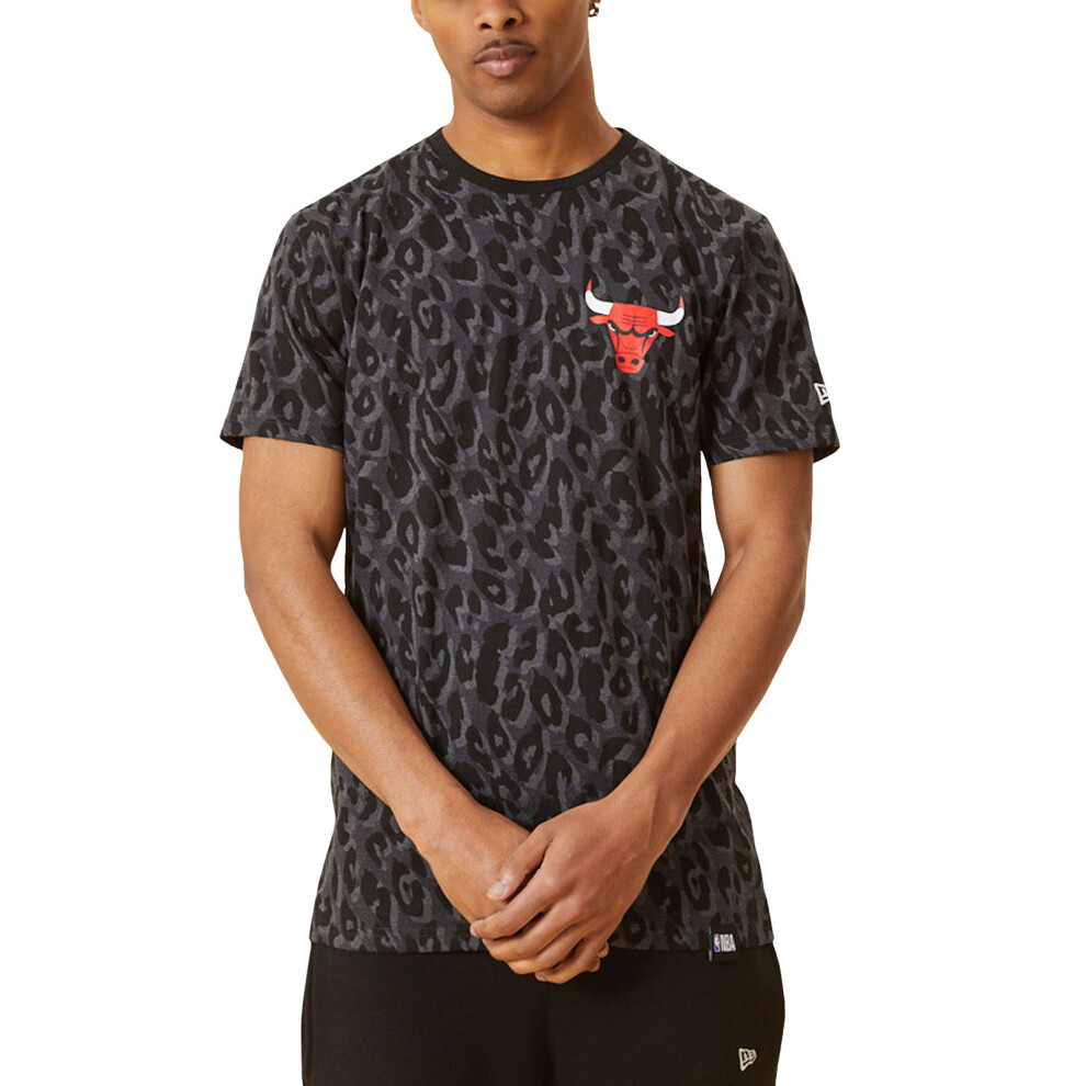 (S, Grey) New Era Mens Chicago Bulls NBA Leopard Print T-Shirt Tee Top - Grey