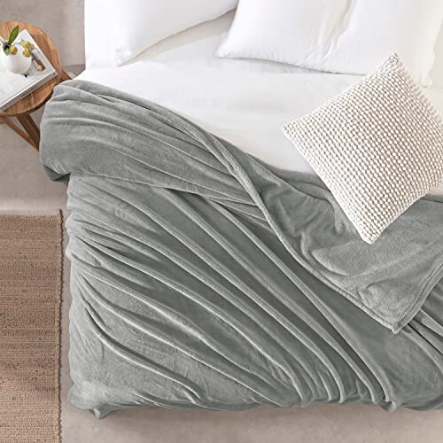 Hafaa Fleece Blanket Sofa Bed Throw Blanket | Fluffy and Warm Throws for Sofas Large (Silver Grey, Twin/Double) 2