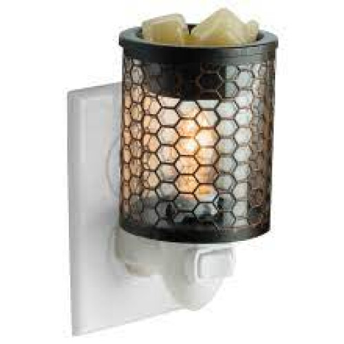 Plug In Wax Warmer - Chicken Wire 1