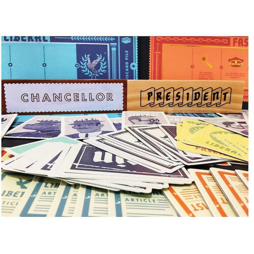 Secret Hitler, Puzzle Strategy Game Cards 2
