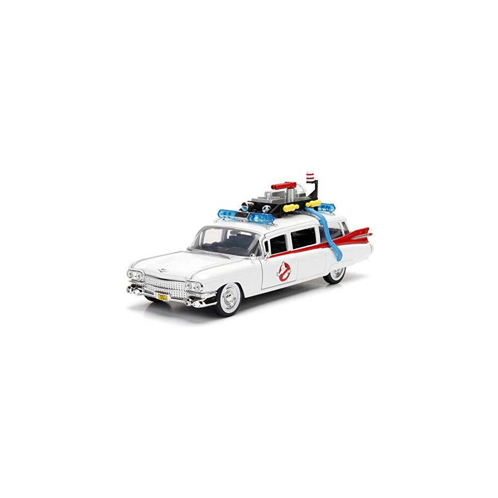 1:24 Ghostbusters - Ecto-1