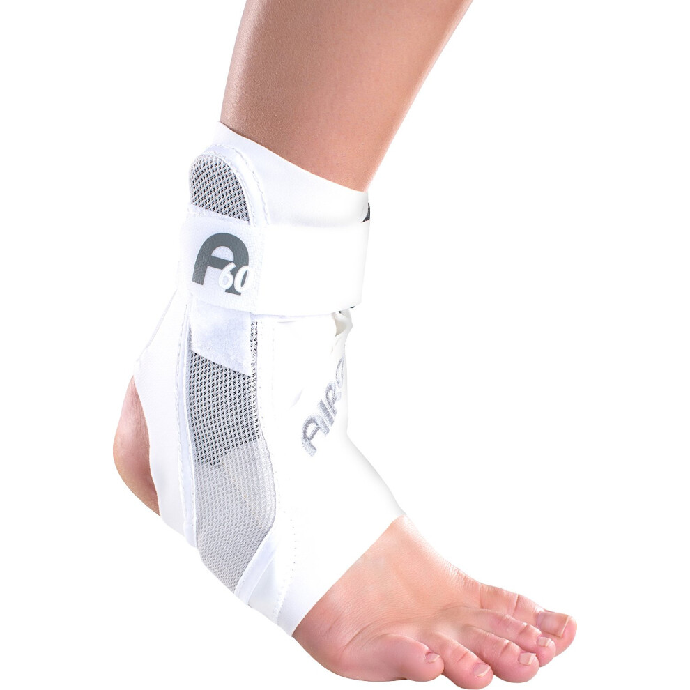 Aircast A60 Ankle Support Brace, Right Foot, White, Medium (Shoe Size: Men's 7.5-11.5 / Women's 9-13)