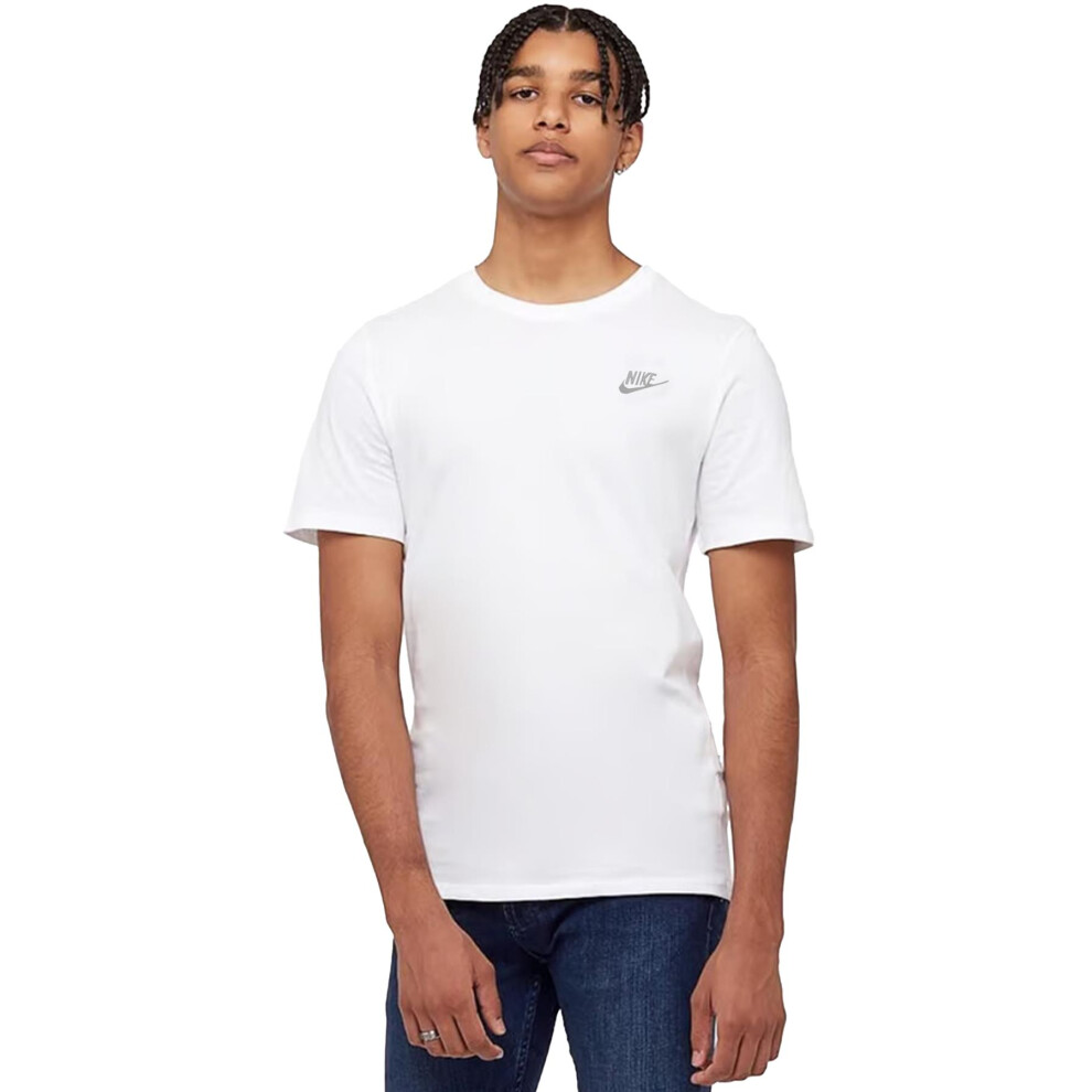 (White, M) Nike Sportswear Club Mens Short Sleeve Regular T-Shirt