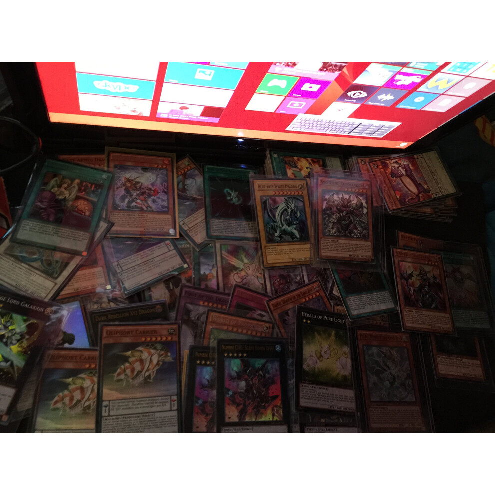 YuGiOh Custom 200 Card ULTRA Lot [180 Commons/Rares & 20 Holo Foils]