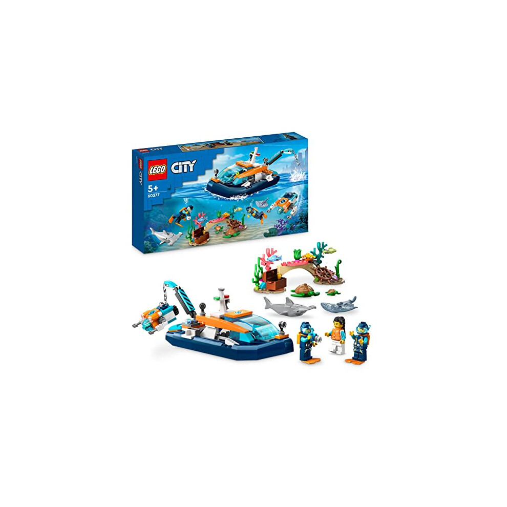 LEGO City Explorer Diving Boat Toy with Mini-Submarine, Shark, Crab, Turtle Manta Ray and Sea Animal Figures, Underwater Ocean Diving Set