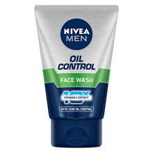 Nivea Men Oil Control Face Wash (10-fache Aufhellung) 100 g 100 ml