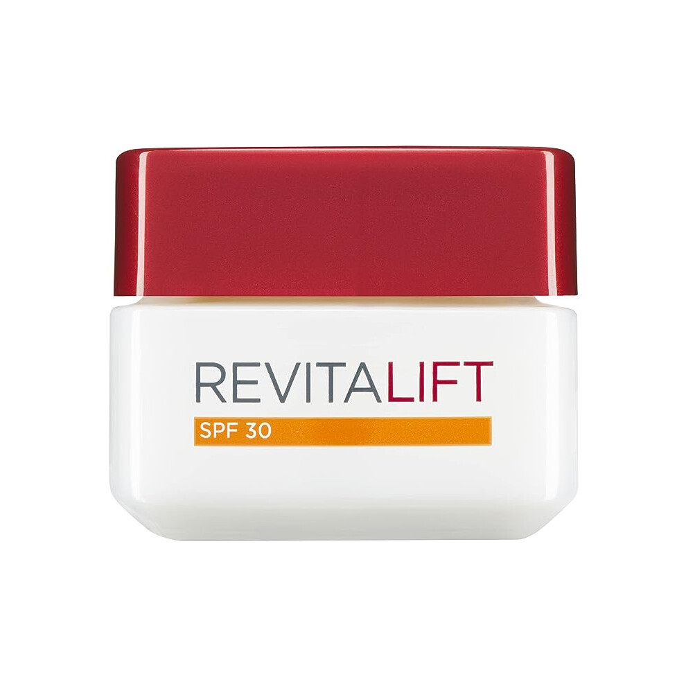 LORÉAL PARIS Revitalift Hydrating SPF 30 Day Cream Smooth Wrinkles Firms and Moisturise Skin Pro-Retinol and Elasti-Peptides 50ml