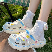 (Cinnamoroll, 37-38) Sanrio Hellokitty Cinnamoroll Kuromi Slippers Kawaii Anime Home Slippers Soft Thick Bottom Nonslip Garden Breathable Beach Shoes