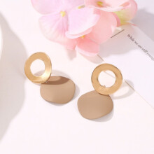 Fashion Geometric Earrings Simple Three-Dimensional Disc Earrings Earrings Irregular Round Earrings for Women Black