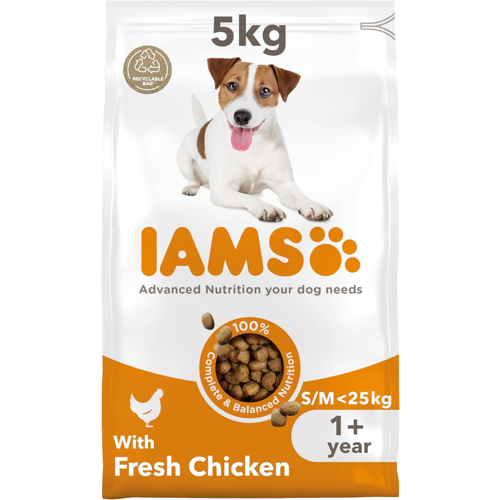 IAMS Complete Dry Dog Food for Adult 1+ Small and Medium Breeds with Chicken 5 kg