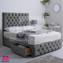 (4ft6-Double(With 4 Drawers , Silver Plush) Chesterfield Divan Bed Frame Plush Velvet 54" Headboard+Mattress