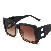 (Black Leopard) Classic Black Luxury Brand Women's sunglasses Ladies Trendy Designer Square