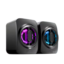 Mini prenosný reproduktor RGB Subwoofer napájaný cez USB s 3,5 mm káblom pre stolný počítač a laptop (čierny)