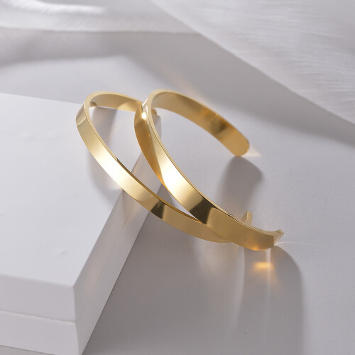 Open bracelet Loose C-shaped bracelet 1
