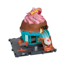 Hot Wheels City Downtown Ice Cream Swirl Playset with 1 Car - Connects to Other Sets (HTN77)