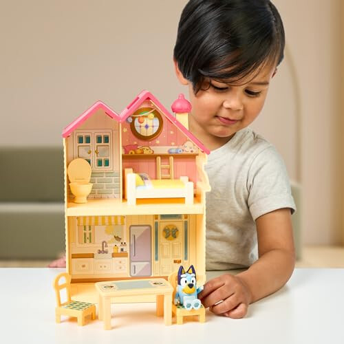 Bluey Mini Bluey Home Playset Compact House Playset ?e ?a?? ?etaf???? ???a d?af??et??? d???t?a ??????a, ?p??d???t?? ?a? ?p???? ?e ?p?e f?????a ?e 5 pa????d? 1