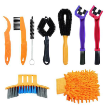 Muc-Off 8-In-One Bike Cleaning Kit - JE James Cycles Muc-Off 8-In-One Bike Cleaning Kit - JE James Cycles