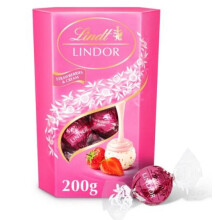 Lindt Lindor Strawberry & Cream Truffles 200G