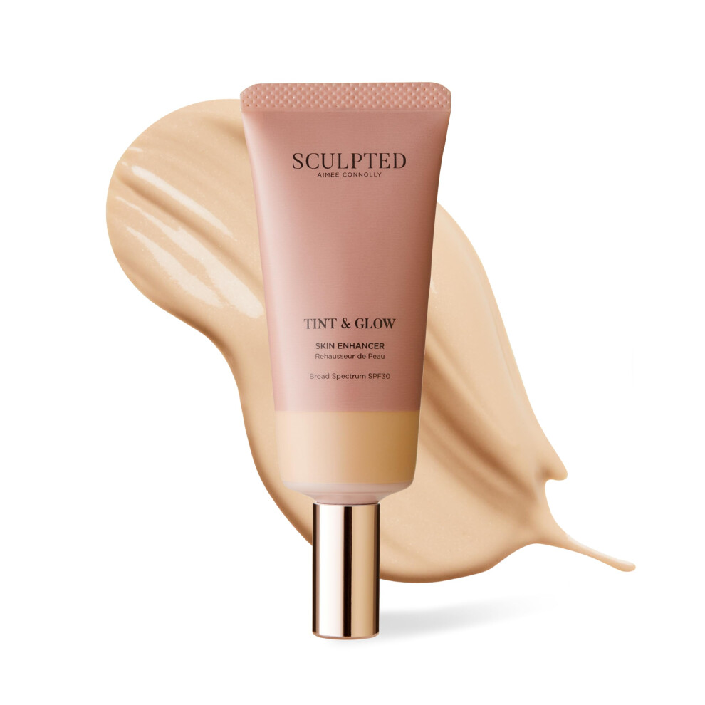Tint & Glow Hydrating Moisturising Skin Enhancer from Sculpted by Aimee (Fair Plus 2.5) – 45ml Cruelty-Free Moisturising & Tinted Skin Booster with
