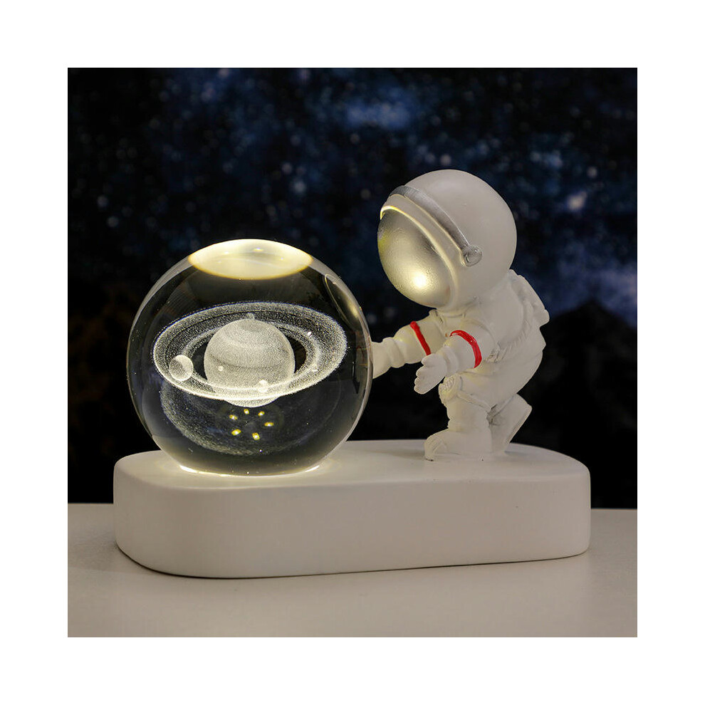 (Love Astronaut Saturn (Natural Light)) Creative Astronaut's Night Lantern Crystal Ball Lights Light Desktop Small Locker Room Decoration Birthday Gif