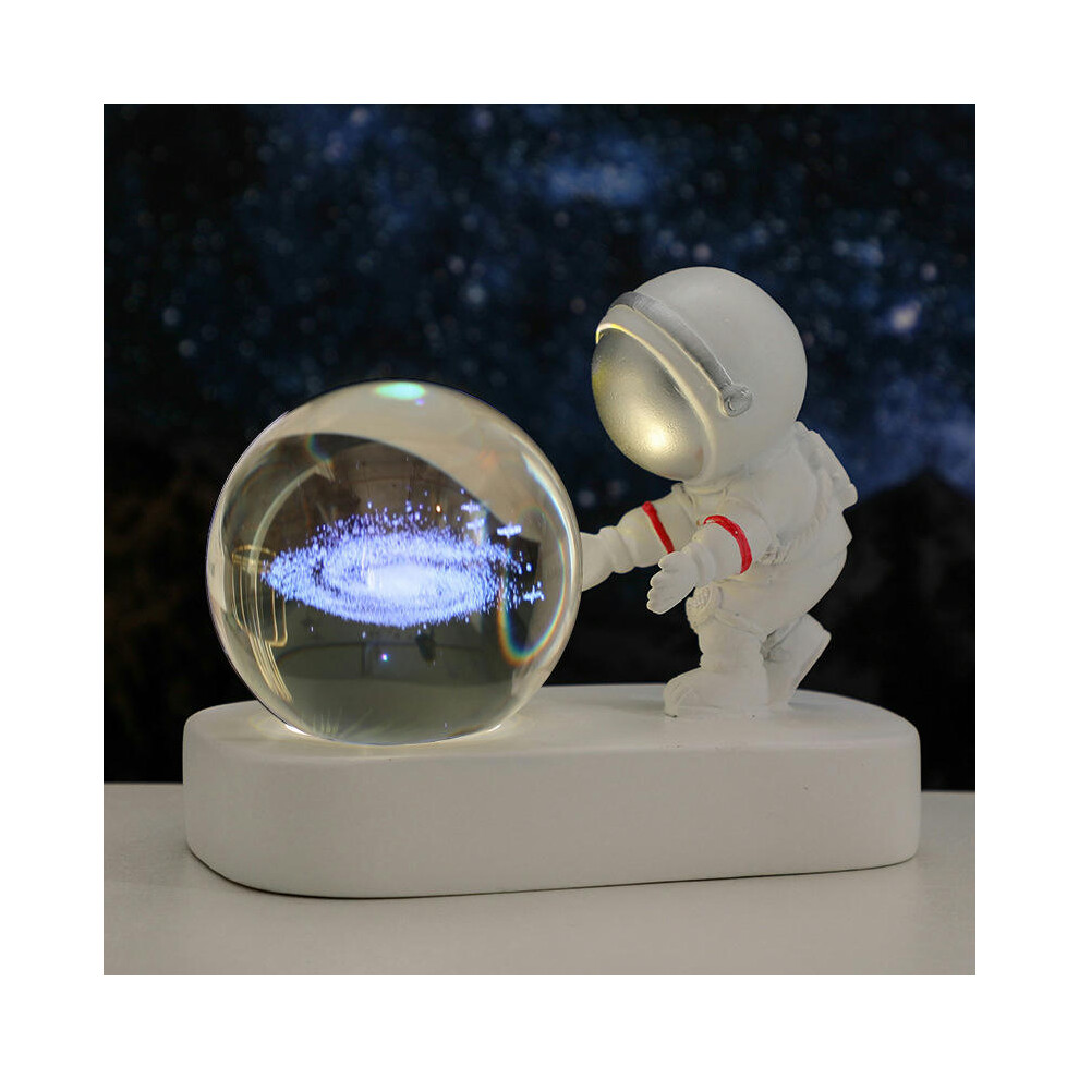 (Love Astronaut Galaxy (Cai Guang)) Creative Astronaut's Night Lantern Crystal Ball Lights Light Desktop Small Locker Room Decoration Birthday Gift